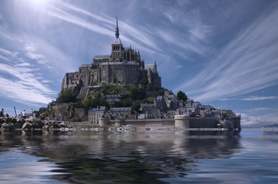 From Bayeux: Full Day Guided Tour to Mont Saint Michel - Tour Overview