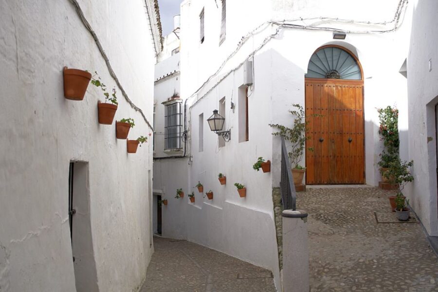From Cadiz: Private White Villages of Andalusia Day Trip - Discover Arcos De La Frontera