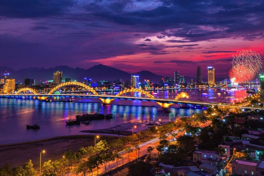 From Da Nang: One-Way Private Car Transfer to Danang Airport - Vehicle Options