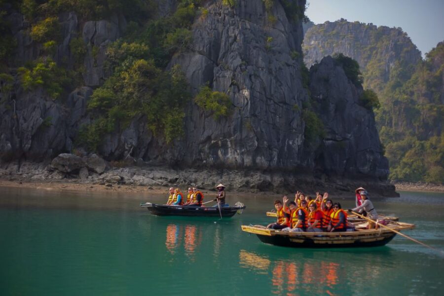 from-hanoi-full-day-ha-long-bay-trip-seafood-and-kayaking-overview-of-the-day-trip
