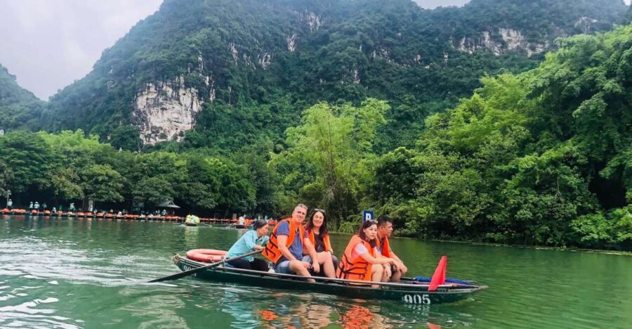 4 Best Cruises And Boat Tours In Dong Bang Song Hong