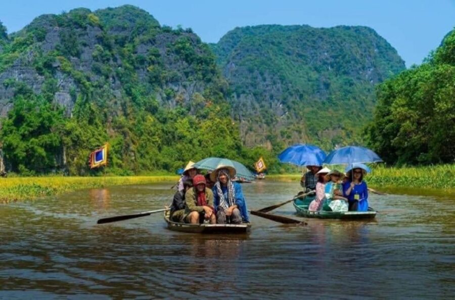 From Hanoi: Trang An Boat Eco-tourism, Hoa Lu &Mua Cave Trip - Tour Highlights