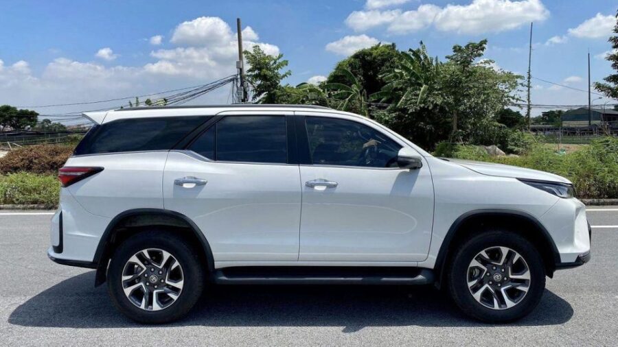 4 Best Private Car With Driver Services in Mui Ne