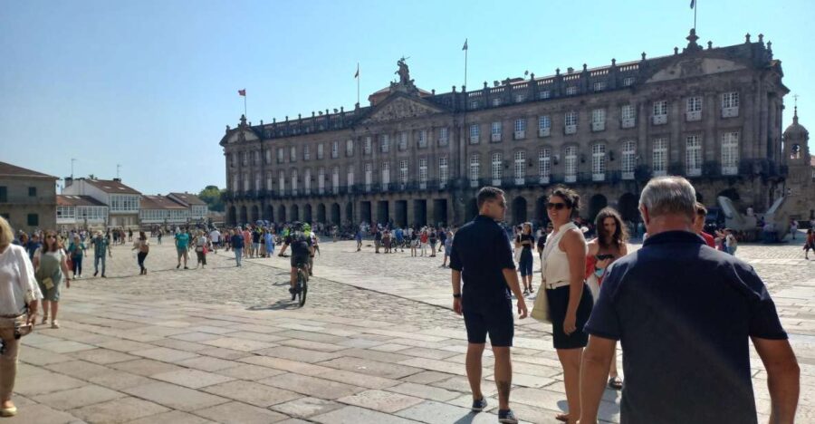 3 Best Private Car With Driver Services In Santiago De Compostela