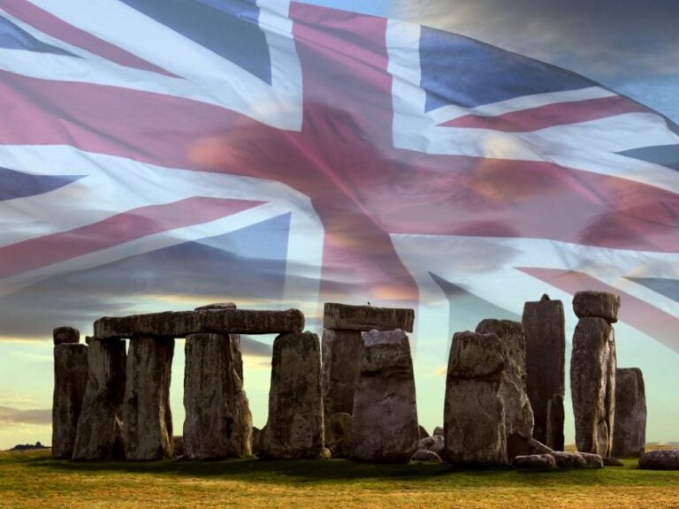 from-london-stonehenge-and-bath-full-day-tour-exploring-stonehenges-mysterious-origins