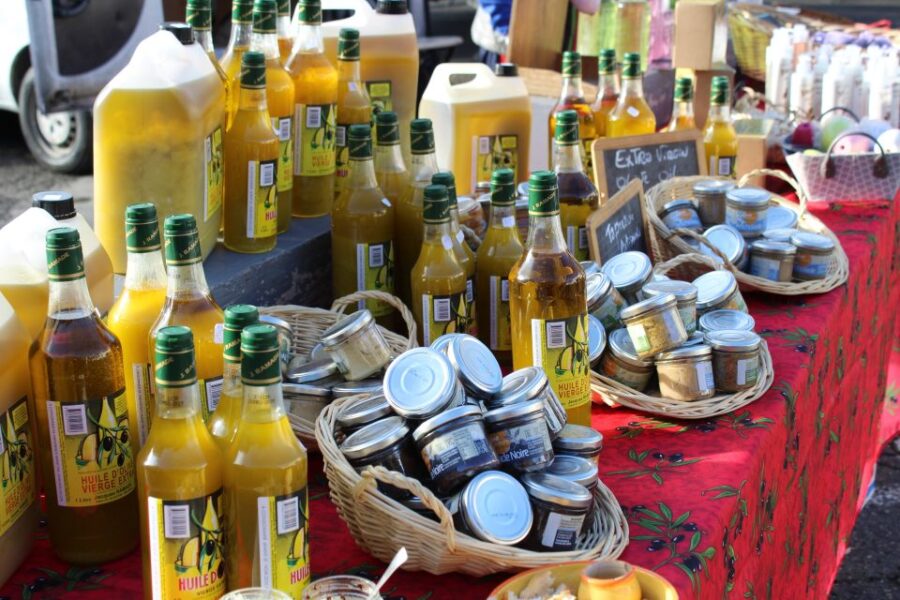 From Marseille: Luberon Markets & Villages Full-Day Trip - Activity Overview