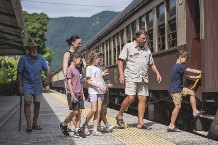 from-port-douglas-kuranda-via-scenic-rail-or-skyrail-option-journey-overview