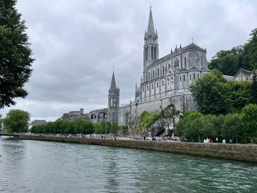 From San Sebastián: Sanctuary of Lourdes Private Day Trip - Exploring the Sanctuarys Significance