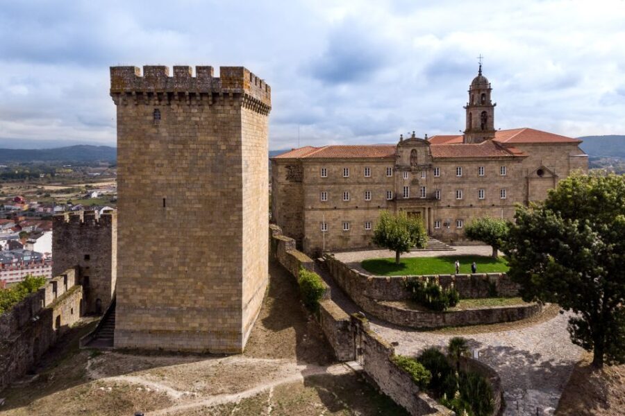 From Santiago: Ribeira Sacra Tour & Boat Trip - Tour Overview