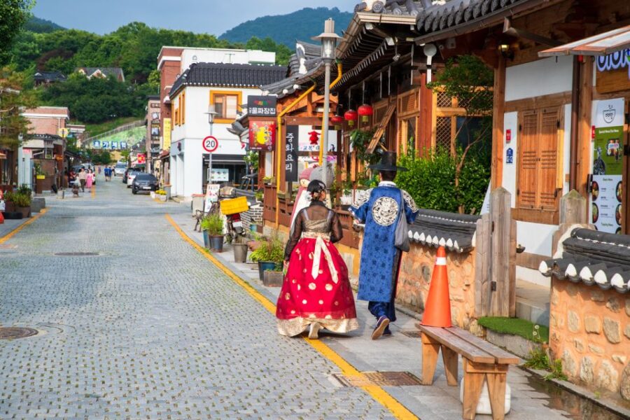 from-seoul-jeonju-hanok-village-cultural-wonders-day-tour-jeonju-hanok-village