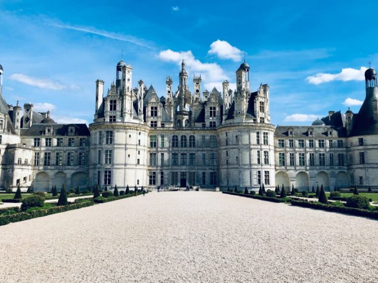 From Tours: Chenonceau and Chambord Castles Guided Tour