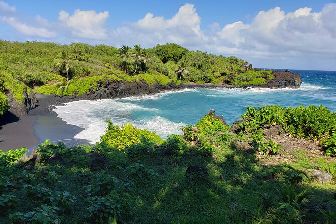 Full-Circle Reverse – Luxury Road to Hana Tour From South Maui