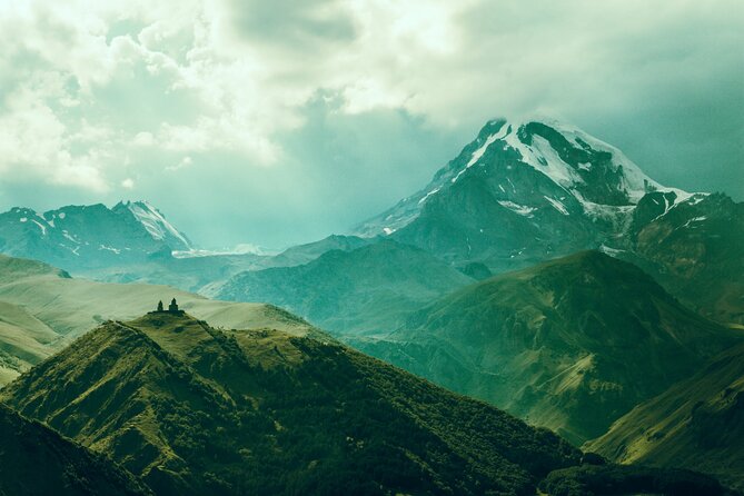 Full-Day Kazbegi - Stepantsminda, Gudauri Private Guided Tour - Itinerary Highlights