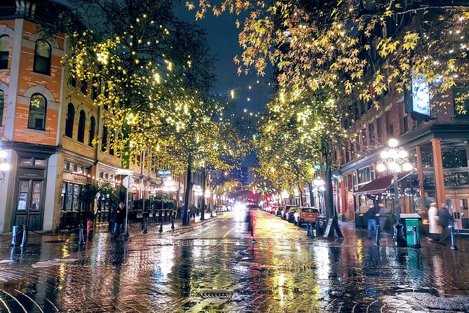 Gastown Night Photography - Meeting Point and End Point