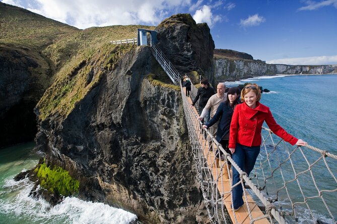 giants-causeway-tour-including-game-of-thrones-sites-from-belfast-tour-overview