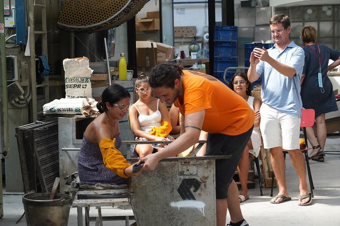 Glassblowing Beginners Class in Murano - Inclusions and Amenities