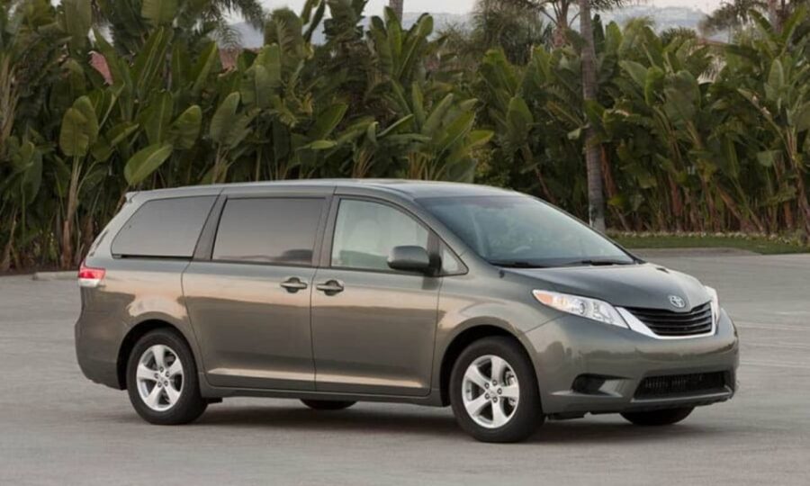 Gold Coast Airport: One-Way Private Transfer to Gold Coast - Booking Details