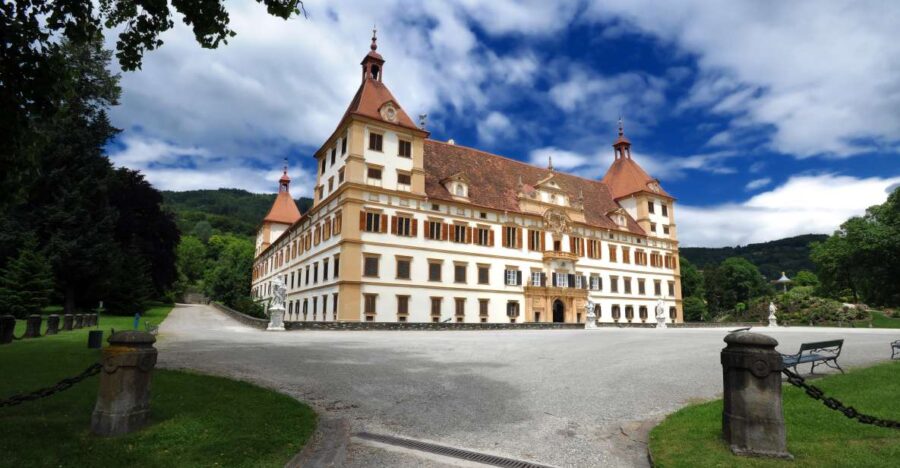 Graz: Schlossberg Private Guided Tour