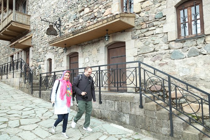 group-tour-dilijan-lake-parz-crystal-makaravank-monastery-overview-of-dilijan-national-park