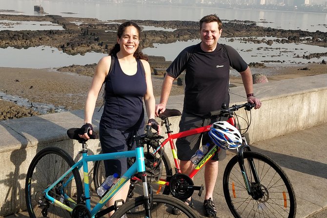 Guided Cycle Tour of Old Mumbai With Breakfast