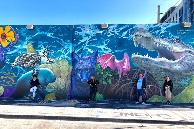 Guided Tour in French of Wynwood - Street Art (Offroad) - Meeting Point and Start of Tour