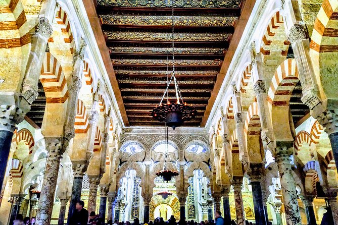 Guided Tour Jewish Quarter and Mosque-Cathedral of Córdoba With Tickets