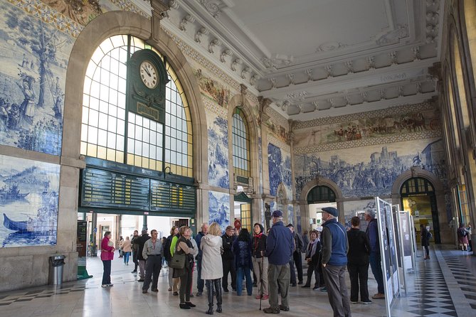 Half Day City Tour With Six Bridges Cruise and Wine Tasting