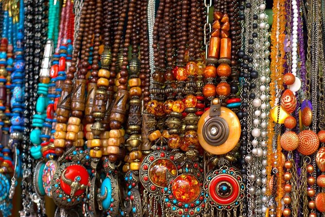 Half Day Delhi Shopping Tour With Shopping Consultant - Overview of the Tour