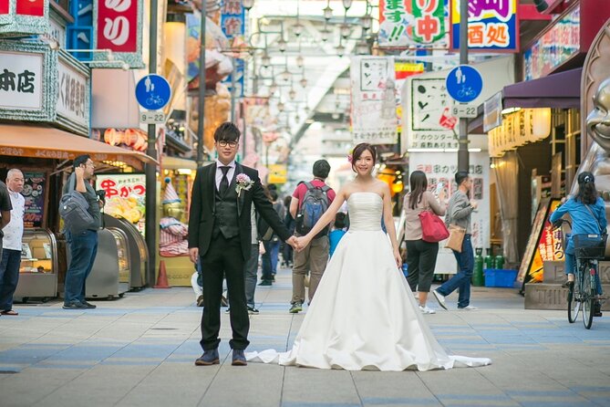 Half Day Private Couple Photography Experience in Osaka