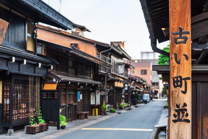 Half-Day Takayama Walking Tour With an English Speaking Guide - Tour Overview