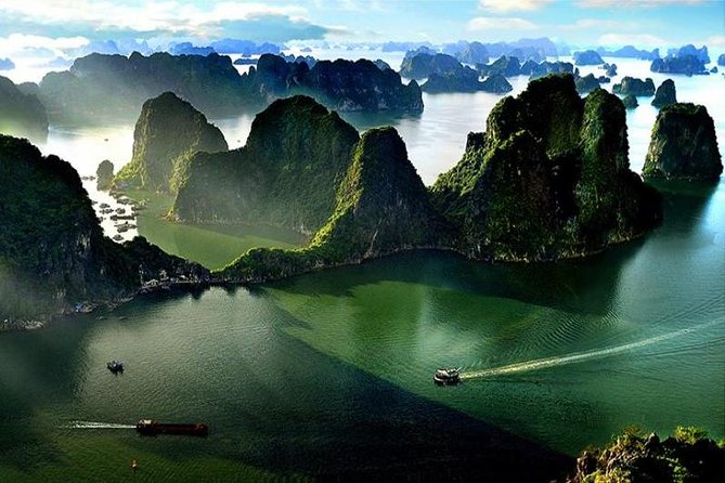 Halong Bay Full Day Tour - 6 Hours on Deluxe Cruise: Kayaking, Swimming, Hiking