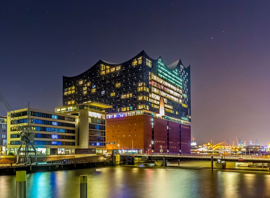 Hamburg: Elbphilharmonie Plaza Guided Tour