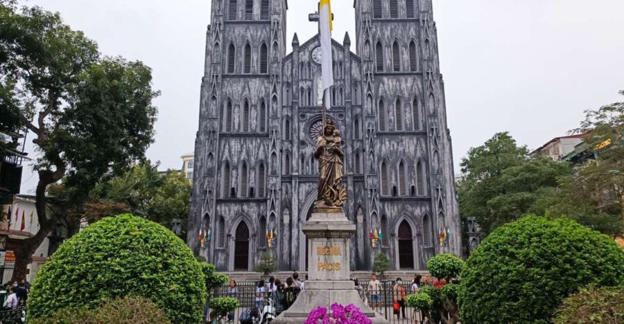 Hanoi: Private Tour With a Local Guide - Tour Details