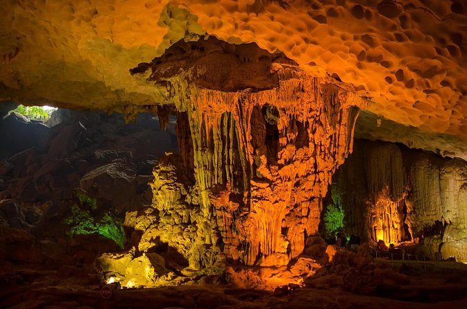 Highlight Ha Long Bay 6 Hours on Luxury Cruise