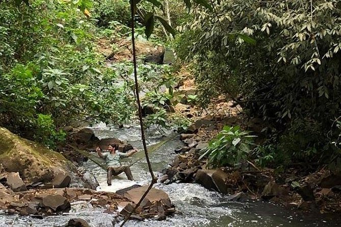 Hike Through Secret Waterfalls in Foz Do Iguaçu (Part-Time – Morning)