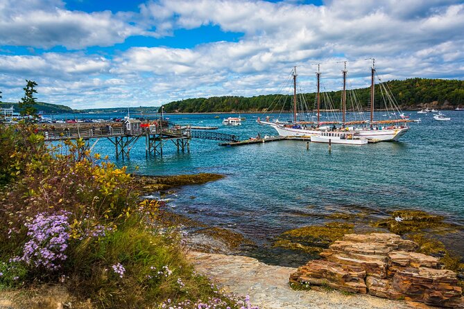 Historic Bar Harbor Self-Guided Walking Audio Tour Guide - Gilded Age Mansions and Estates
