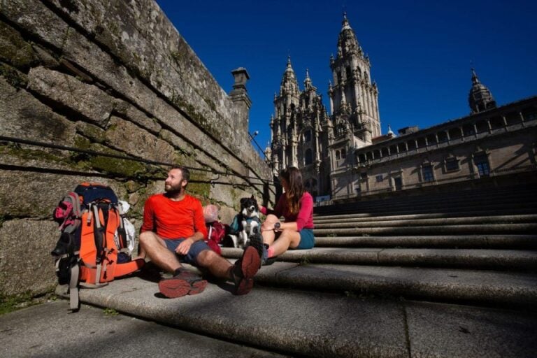 Historic Corners of Santiago De Compostela Walking Tour