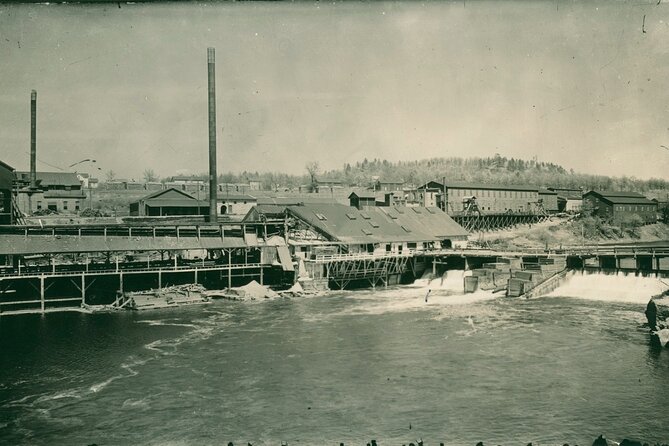 historical-downtown-eau-claire-a-self-guided-walking-tour-whats-included