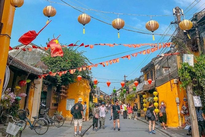 Hoi an City and Basket Boat Tour From Da Nang City