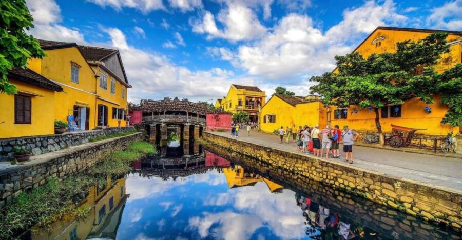Hoi An City Boat Ride - Release Flower Lantern & Cam Thanh Eco - Overview of the Tour