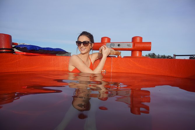 Hot Tub Boat Victoria