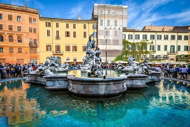 immersive-underground-and-piazzas-tour-in-rome-meeting-point-and-accessibility