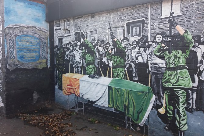 IRA Troubles Conflict Private Tour Museum Graves Murals and Political Analysis - Tour Overview