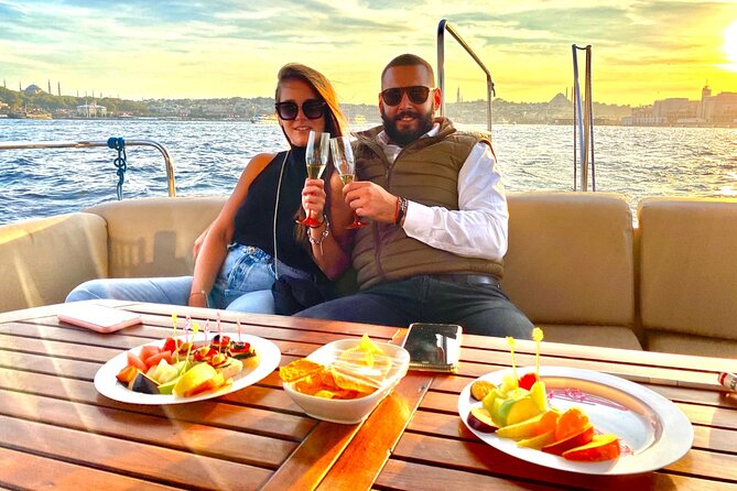 Istanbul Sunset Luxury Yacht Cruise With Snacks and Live Guide - Overview of the Istanbul Sunset Cruise
