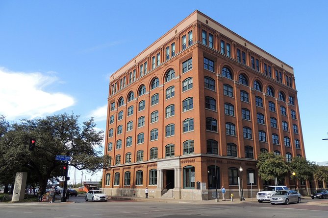 JFK Assassination Tour With JFK Museum and Oswalds Rooming House