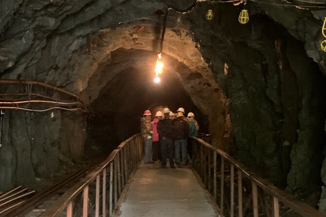 juneau-underground-gold-mine-and-panning-experience-discovering-juneaus-mining-history