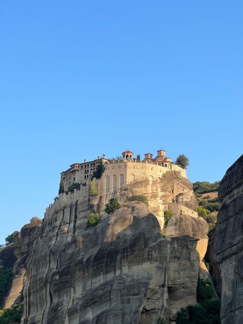 Kalambaka: Meteora Guided Tour With Local Guide - Tour Overview