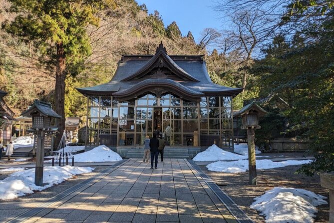 kanazawa-temples-panoramic-landscape-views-and-butterflies-meeting-point-and-start-time
