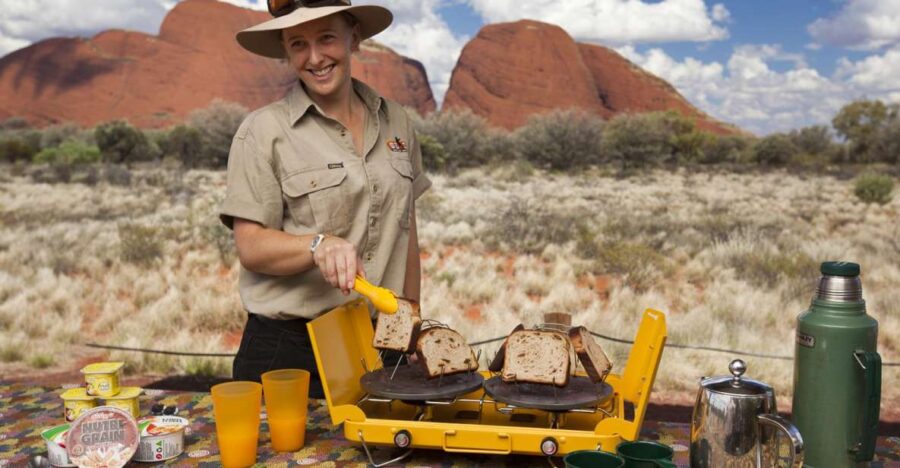 Kata Tjuta: Small Group Sunrise Tour With Picnic Breakfast