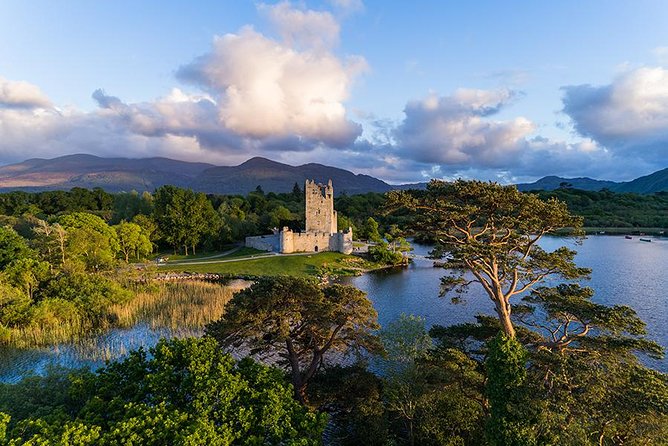 killarney-hop-on-hop-off-tour-location-and-accessibility